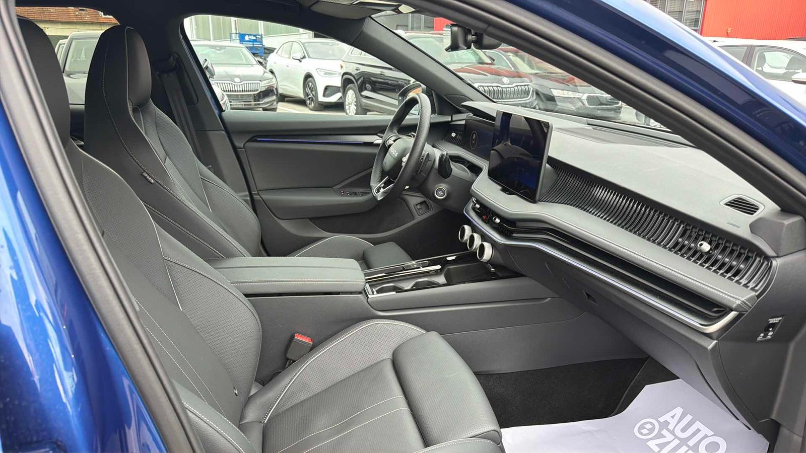 2026 Škoda Superb — fotografija 11