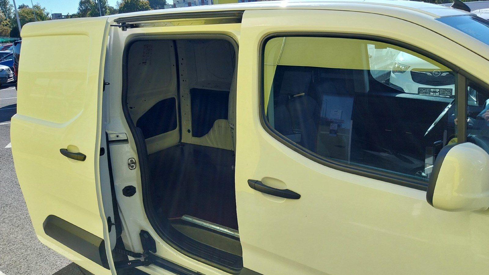 2022 Opel Combo van — fotografija 11