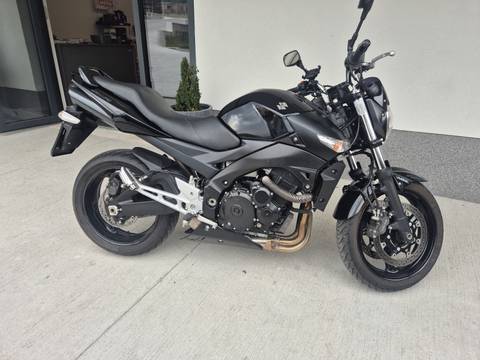 2010 Suzuki GSR600A — sličica 18
