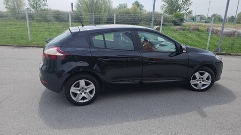 2015 Renault Megane — sličica 23