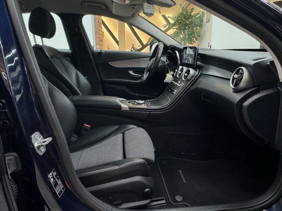 2018 Mercedes-Benz C-klasa — fotografija 16