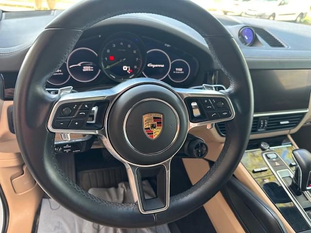 2023 Porsche Cayenne — fotografija 19
