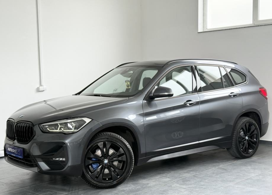 2022 BMW X1 — fotografija 3