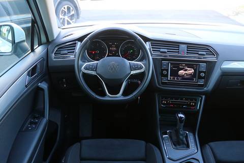 2022 Volkswagen Tiguan — sličica 10