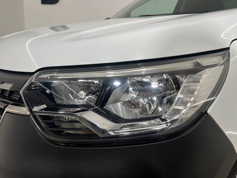 2022 Renault Express — sličica 9