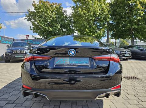 2022 BMW i4 — sličica 5