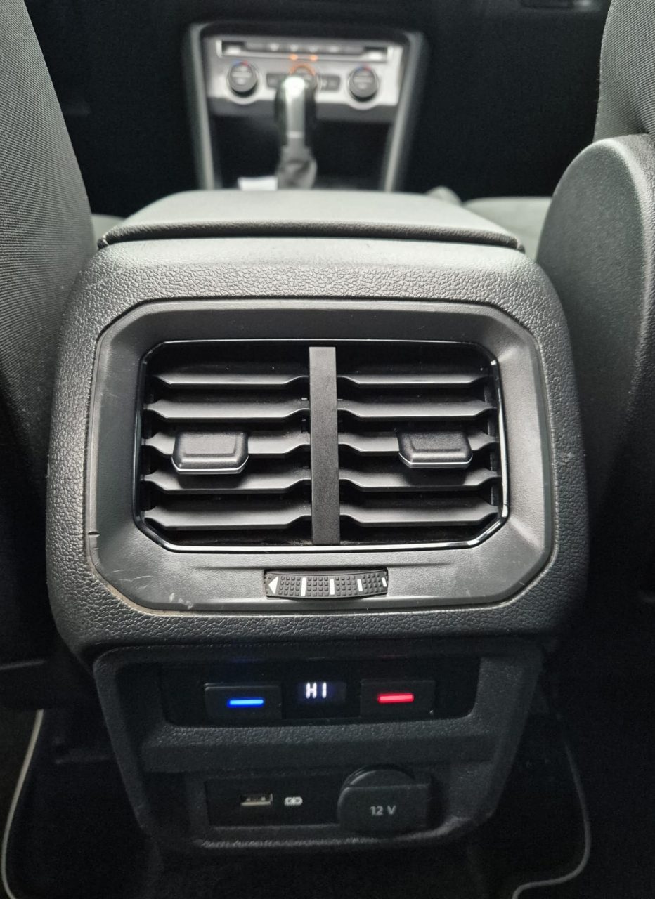 2018 Volkswagen Tiguan — fotografija 12
