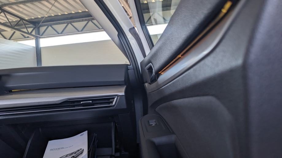 2022 Volkswagen Golf — fotografija 24
