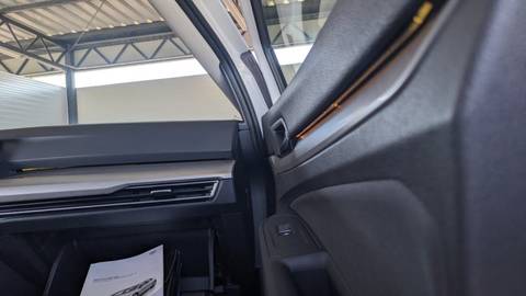 2022 Volkswagen Golf — sličica 24