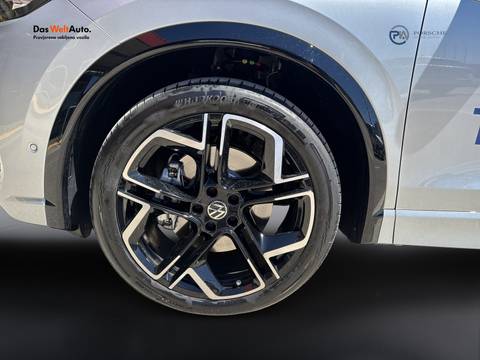 2026 Volkswagen Tiguan R-Line — sličica 20
