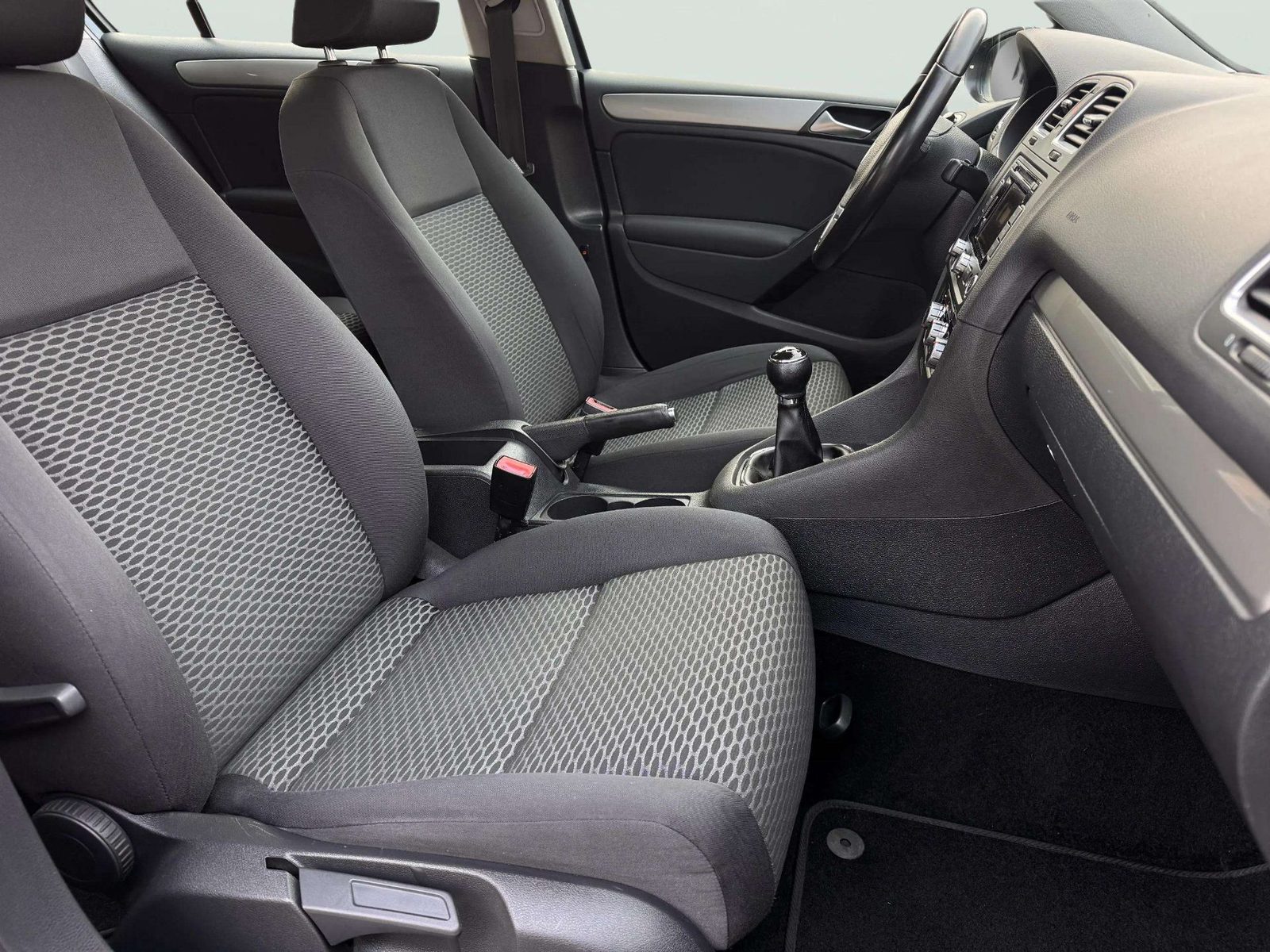 2010 Volkswagen Golf — fotografija 10
