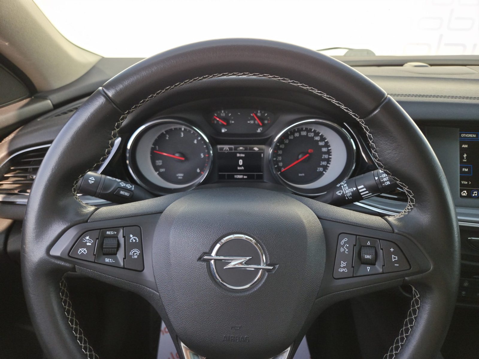 2018 Opel Insignia — fotografija 11