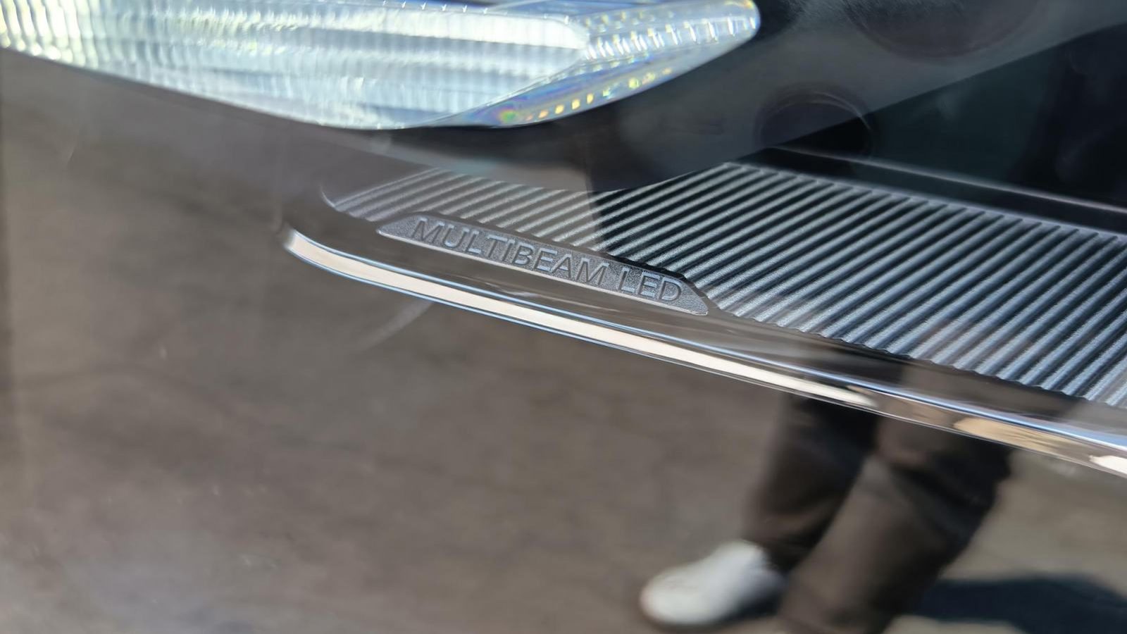 2025 Mercedes-Benz GLB — fotografija 7