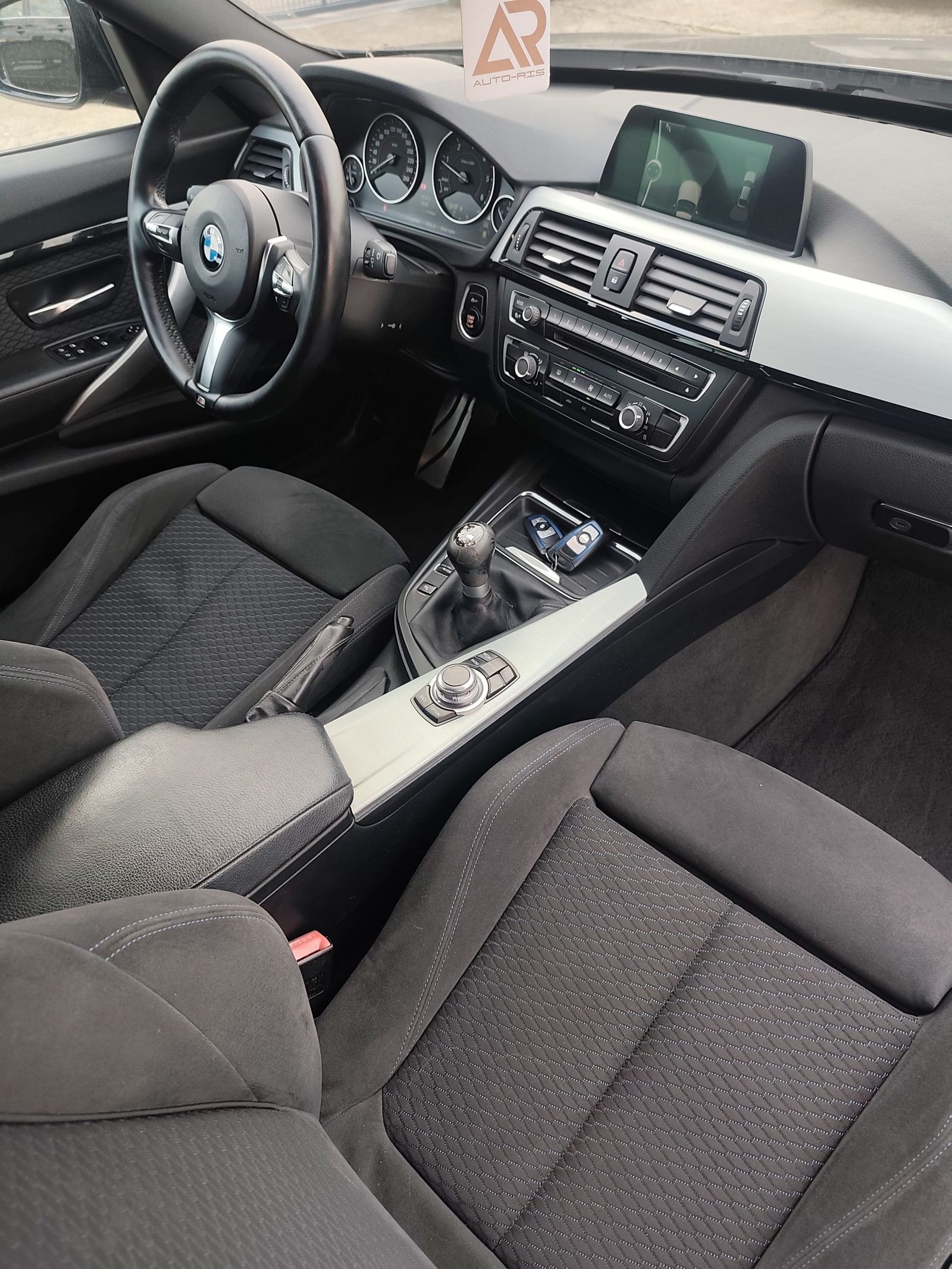 2014 BMW 3-Serie — fotografija 14