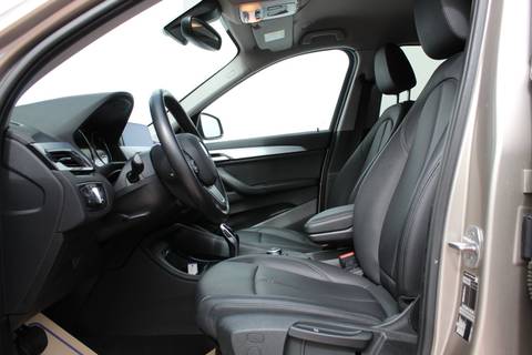 2022 BMW X1 — sličica 8