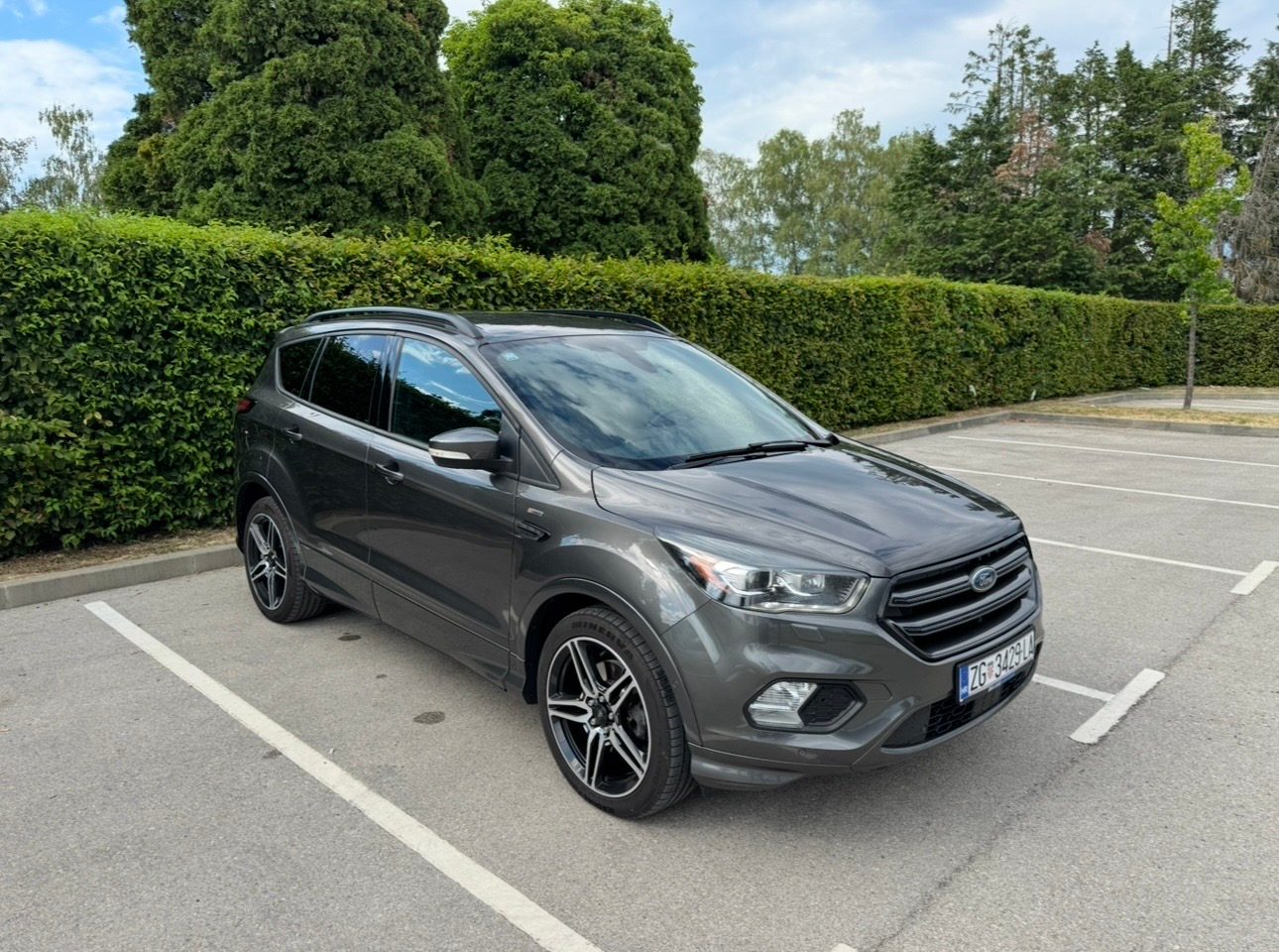 2017 Ford Kuga — fotografija 3