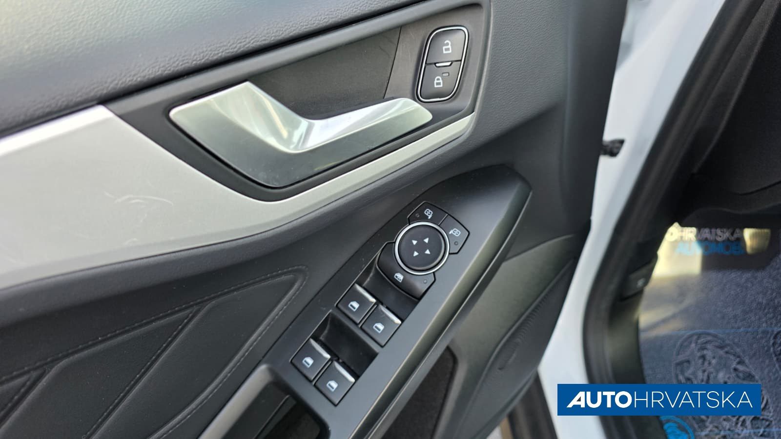 2020 Ford Focus — fotografija 6