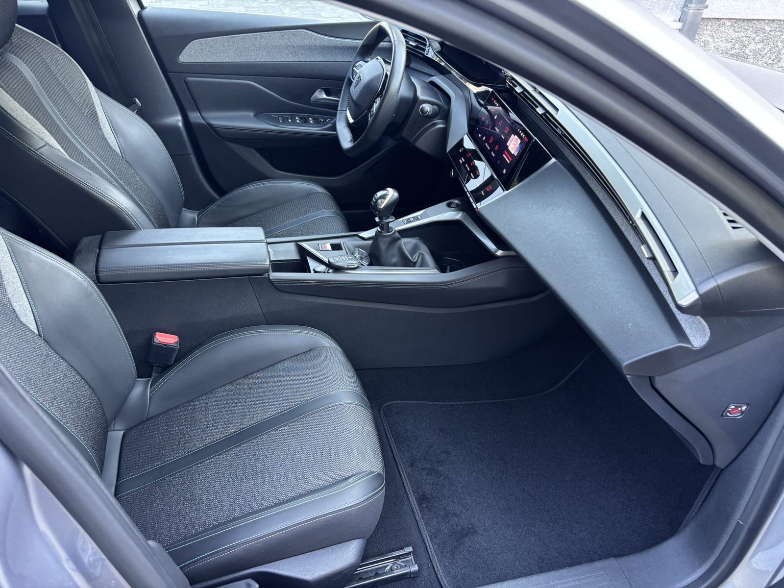 2023 Peugeot 308 — fotografija 16