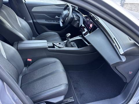 2023 Peugeot 308 — sličica 16
