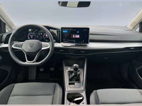 2025 Volkswagen Golf — sličica 10