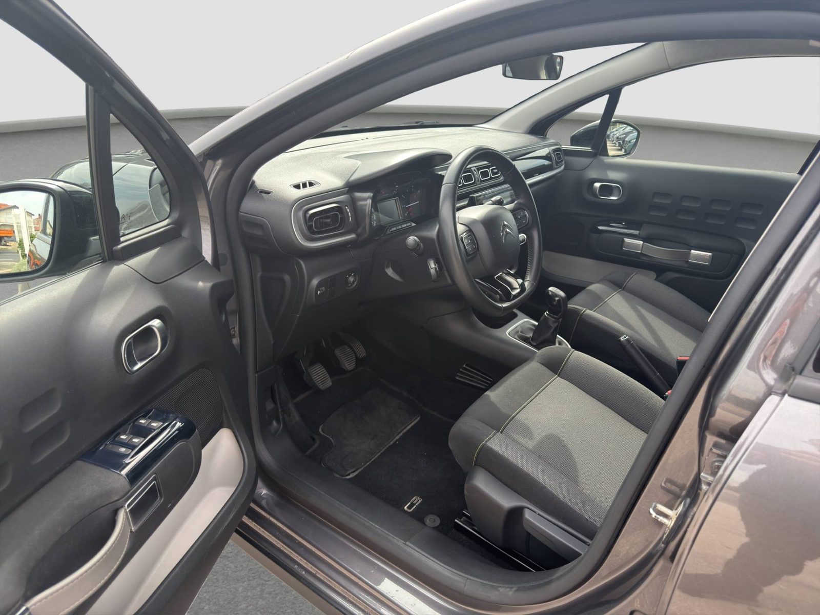 2022 Citroën C3 — fotografija 11
