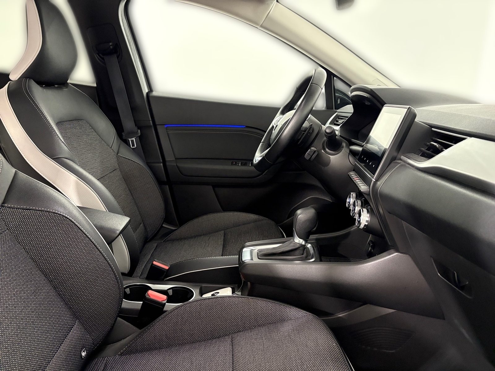 2023 Renault Captur — fotografija 22