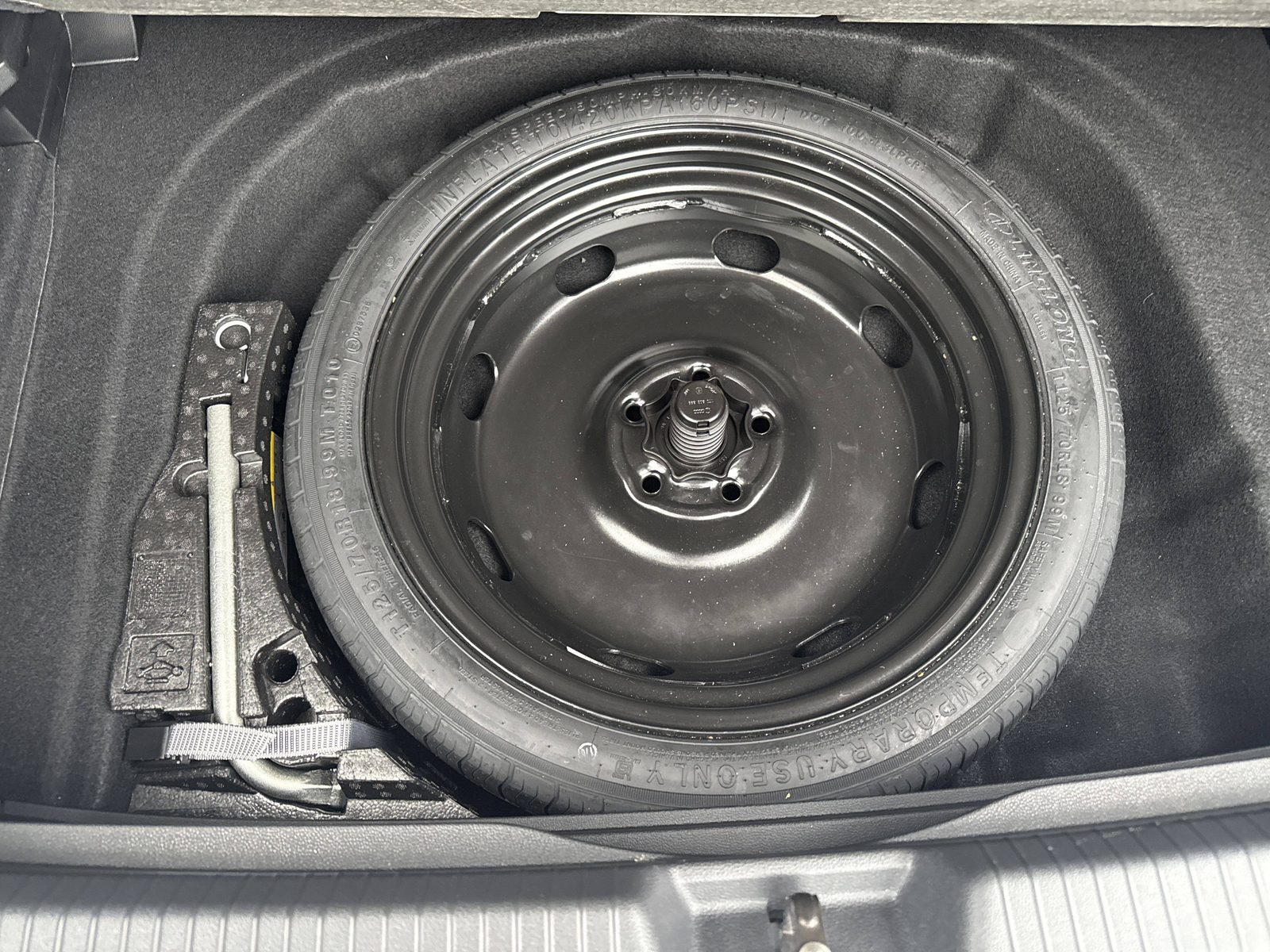 2024 Volkswagen Golf — fotografija 20