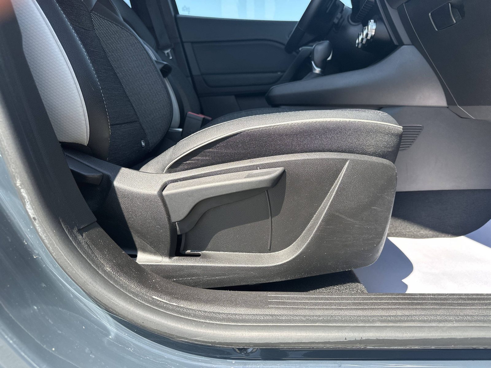 2022 Renault Captur — fotografija 23