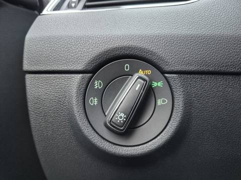 2020 Škoda Octavia Combi — sličica 24