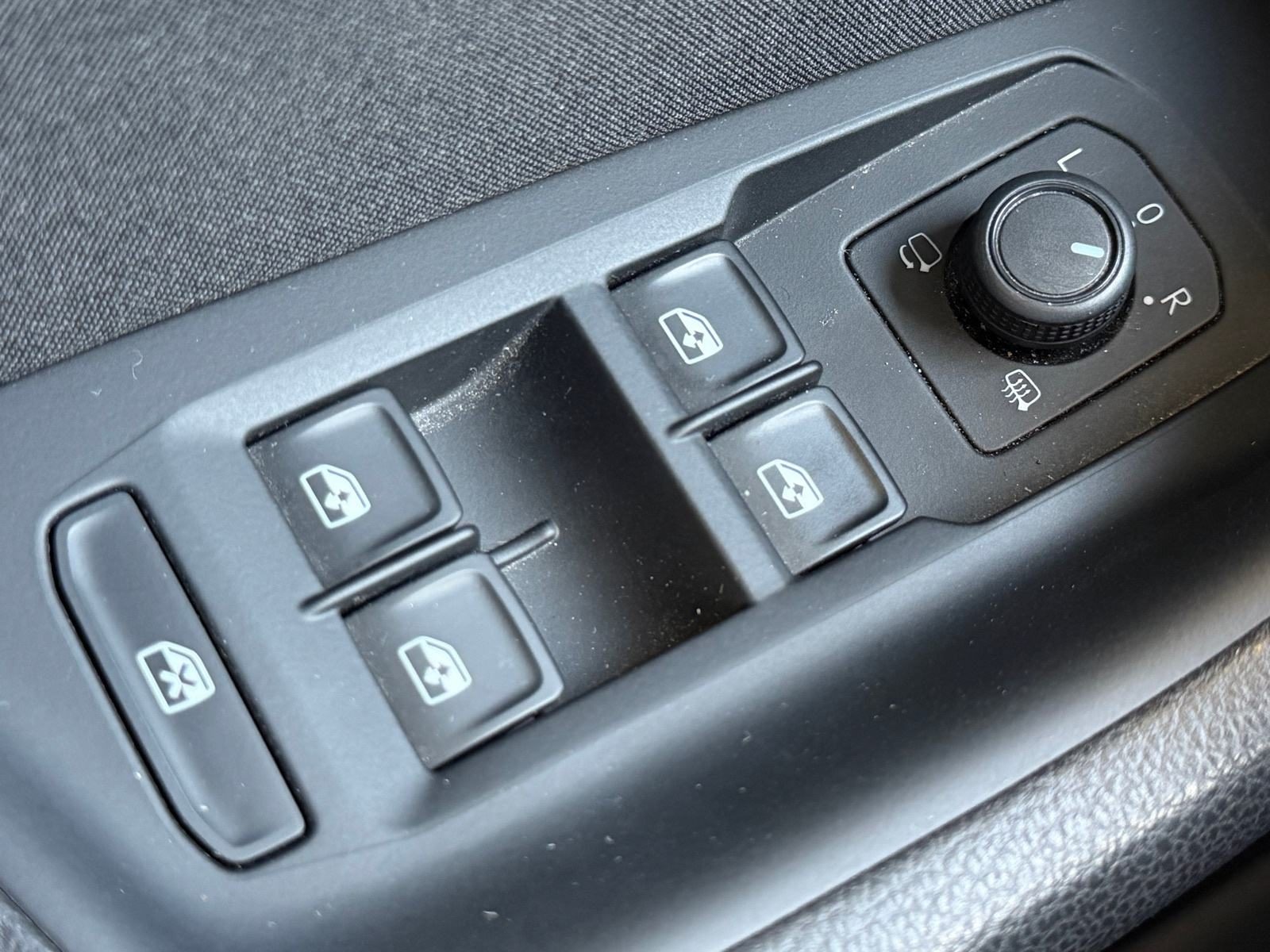 2021 Volkswagen Passat — fotografija 30