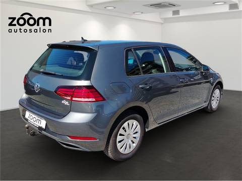 2020 Volkswagen Golf — sličica 3