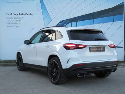 2025 Mercedes-Benz GLA — sličica 8