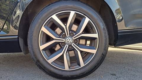 2019 Volkswagen Passat — sličica 24