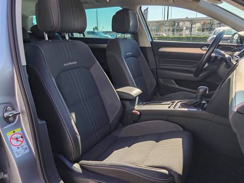 2020 Volkswagen Passat — sličica 11