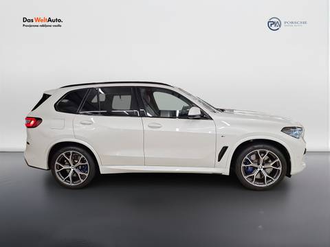 2022 BMW X5 — sličica 4