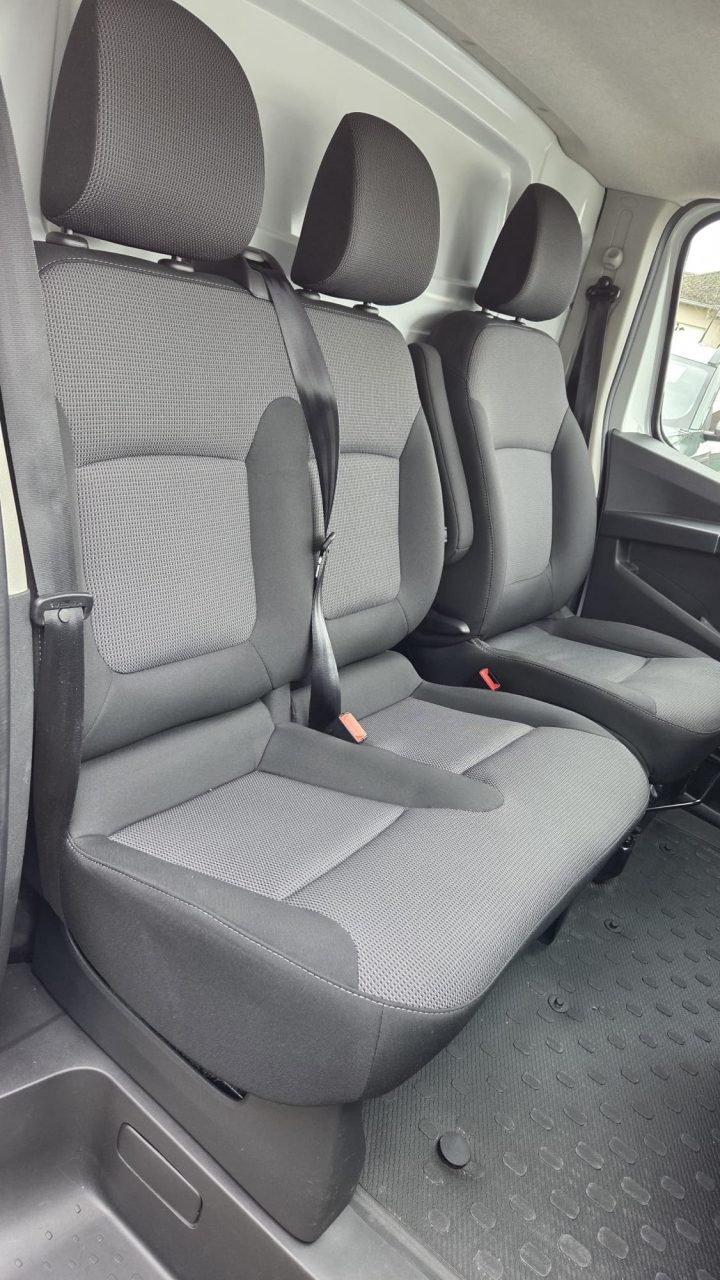 2023 Renault Trafic — fotografija 10