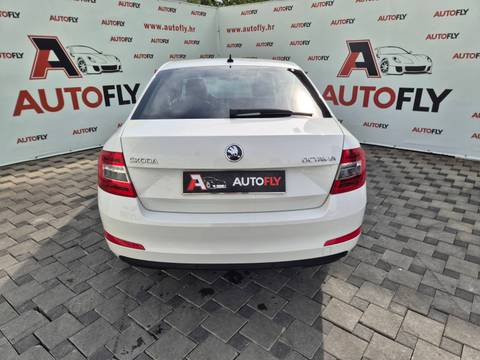 2014 Škoda Octavia — sličica 7