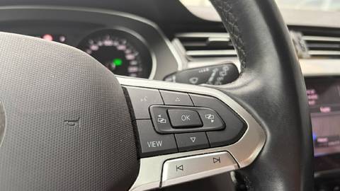 2022 Volkswagen Passat — sličica 20