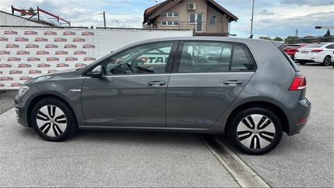 2019 Volkswagen Golf — sličica 8