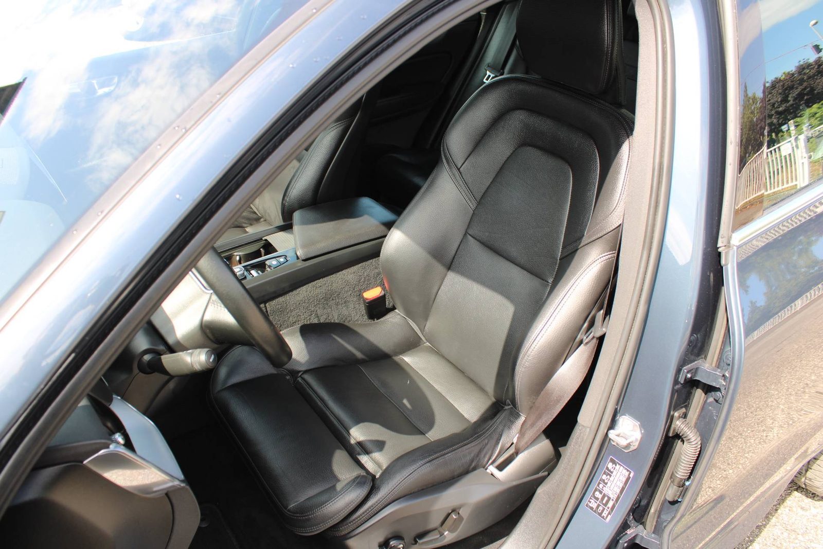 2019 Volvo XC60 — fotografija 10