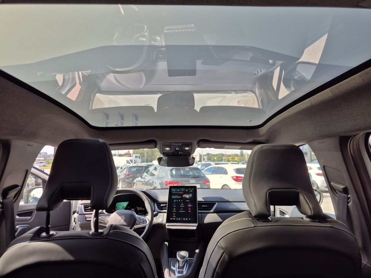 2025 Renault Symbioz — fotografija 19