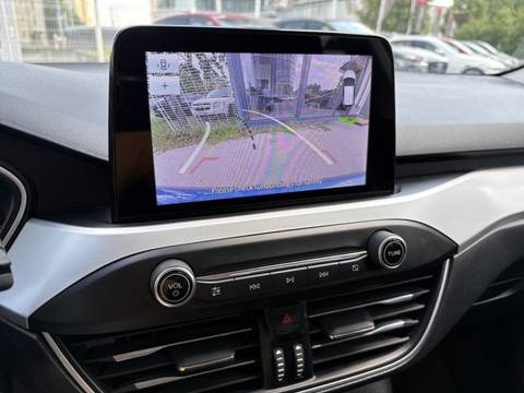 2021 Ford Focus — sličica 4