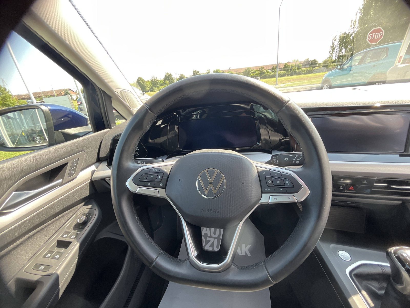2024 Volkswagen Golf — fotografija 23