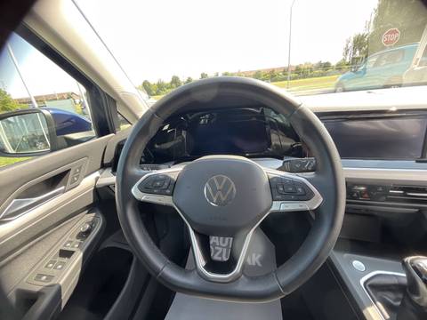 2024 Volkswagen Golf — sličica 23