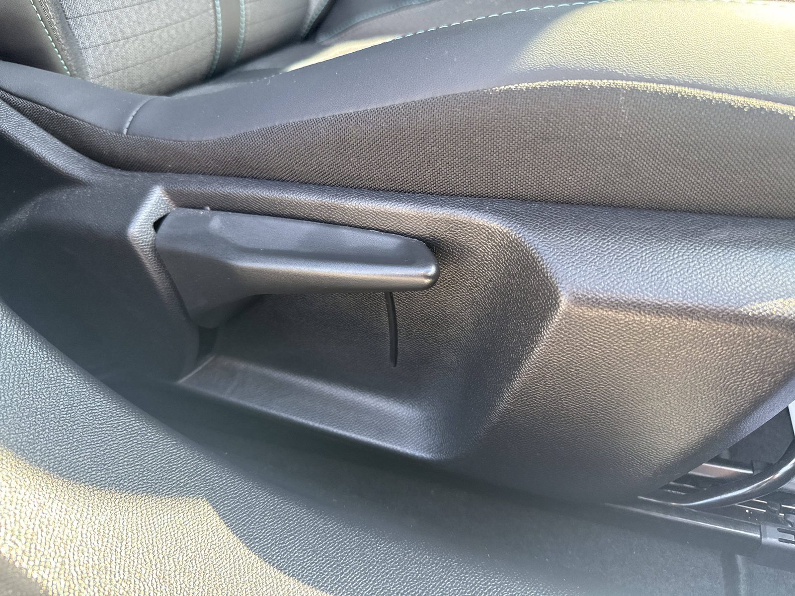 2022 Peugeot 2008 — fotografija 21