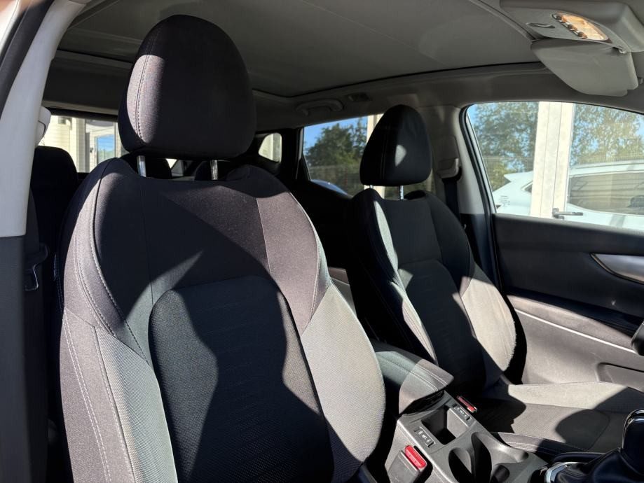 2017 Nissan Qashqai — fotografija 14