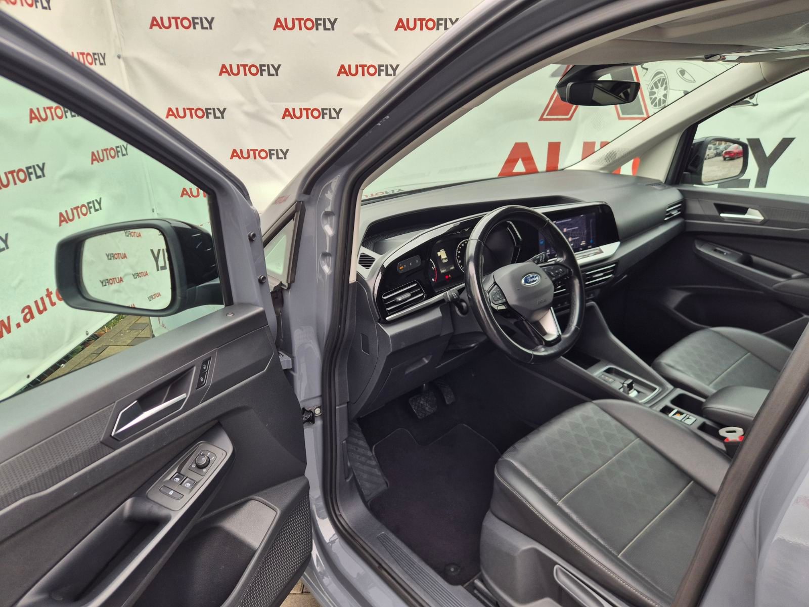 2022 Ford Tourneo Connect — fotografija 11