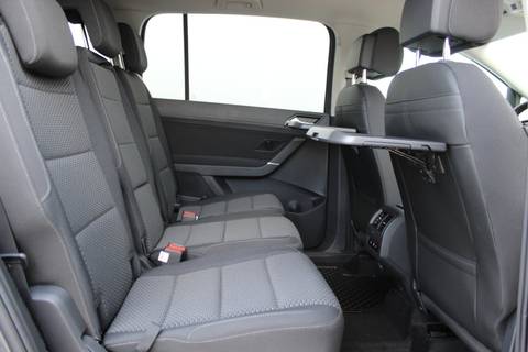 2026 Volkswagen Touran R-Line — sličica 13