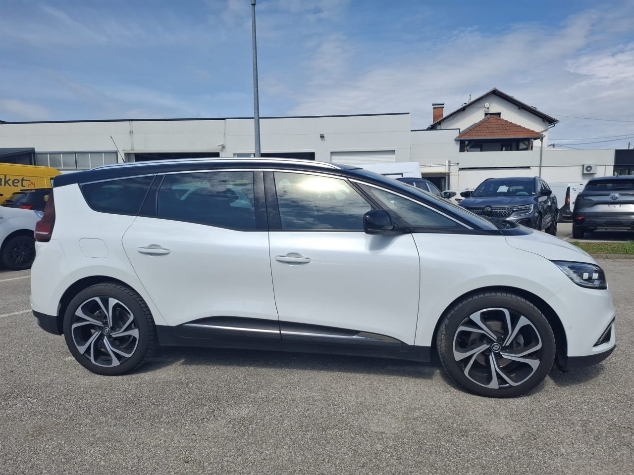 2017 Renault Scenic — fotografija 6