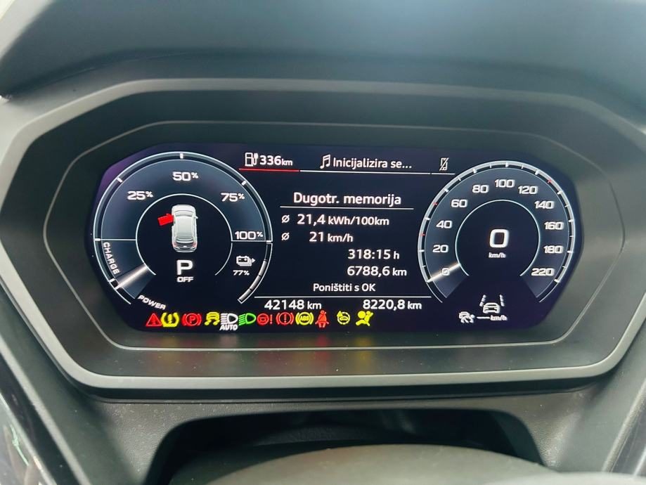 2022 Audi Q4 e-tron — fotografija 9